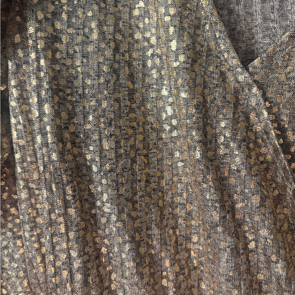 Metallic Blouse - Picture 5 of 7